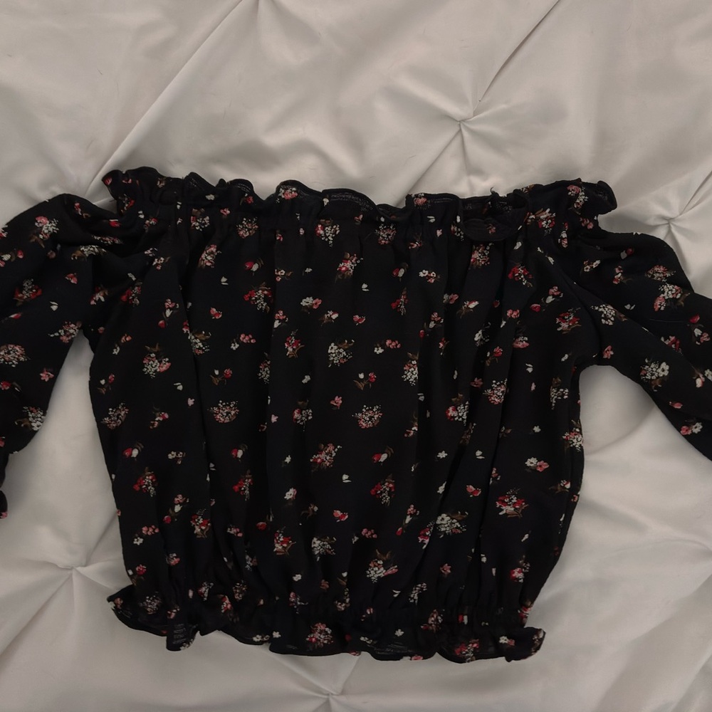 Express Off-Shoulder Black Floral Cropped Top